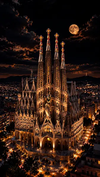 Sagrada Família Wallpaper wallpaper